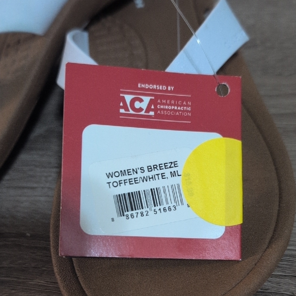 Okabashi White and Tan Sandals with Cushioned Footbed - Picture 3 of 7